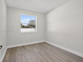 13715 NW 21st St, Pembroke Pines FL 33028