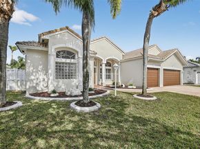13715 NW 21st St, Pembroke Pines FL 33028