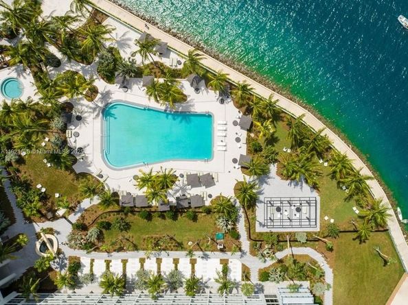 1500 Bay Rd 1558S, Miami Beach FL 33139