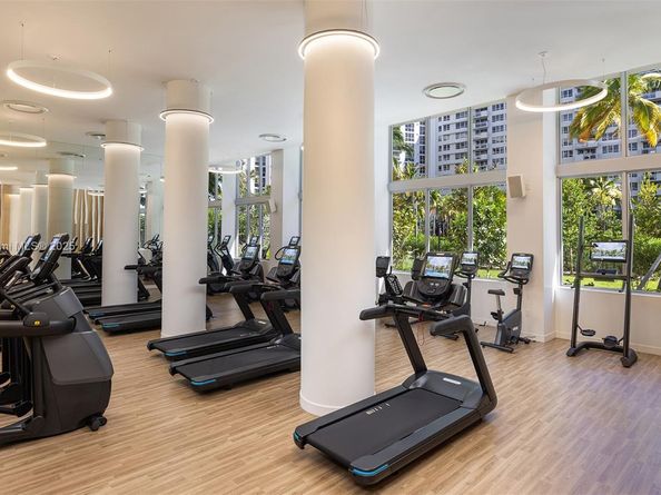 1500 Bay Rd 1558S, Miami Beach FL 33139