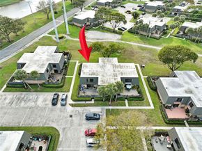 2206 22nd Way, West Palm Beach FL 33407