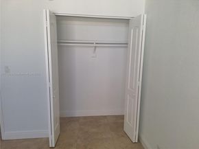 230 174th St 417, Sunny Isles Beach FL 33160