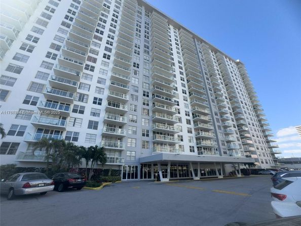 230 174th St 417, Sunny Isles Beach FL 33160