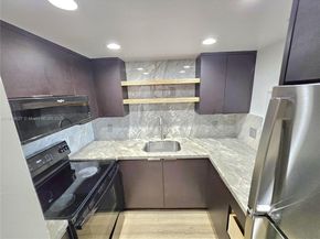 1800 NW 24th Ave 408, Miami FL 33125