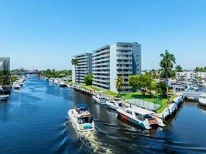 1800 NW 24th Ave 408, Miami FL 33125