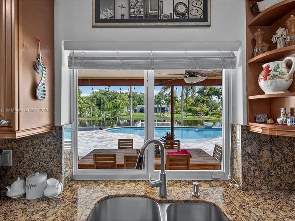 10751 SW 26th Ct, Davie FL 33328
