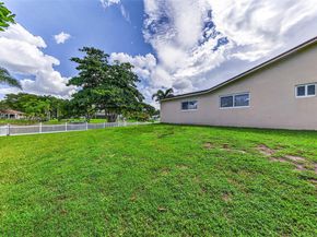 10751 SW 26th Ct, Davie FL 33328