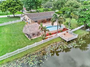10751 SW 26th Ct, Davie FL 33328
