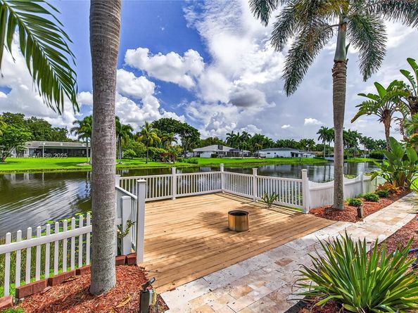 10751 SW 26th Ct, Davie FL 33328