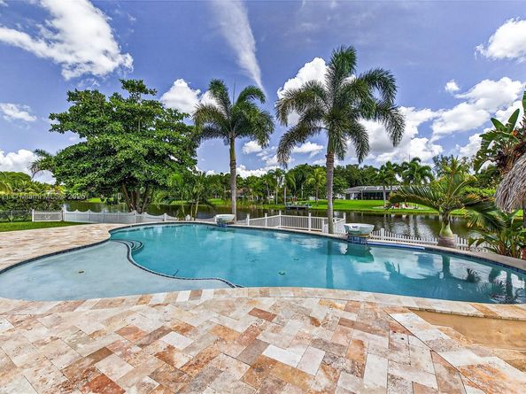 10751 SW 26th Ct, Davie FL 33328
