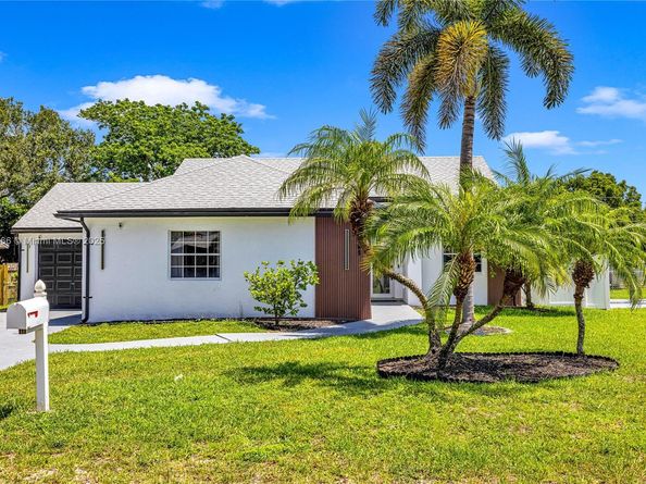 1401 SW 32nd St, Fort Lauderdale FL 33315