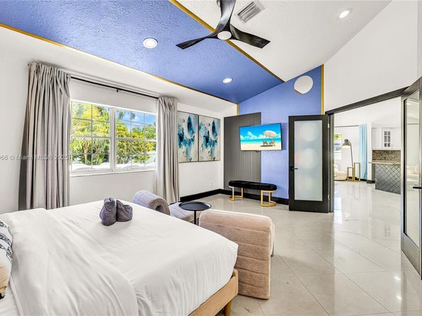 1401 SW 32nd St, Fort Lauderdale FL 33315