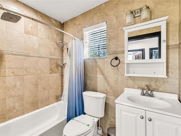 1401 SW 32nd St, Fort Lauderdale FL 33315