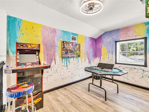 1401 SW 32nd St, Fort Lauderdale FL 33315