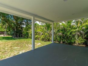 246 NE 13th St, Delray Beach FL 33444