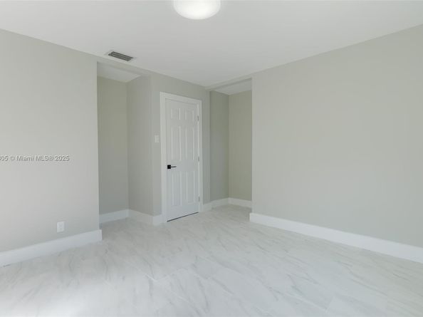 246 NE 13th St, Delray Beach FL 33444