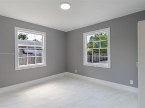 246 NE 13th St, Delray Beach FL 33444