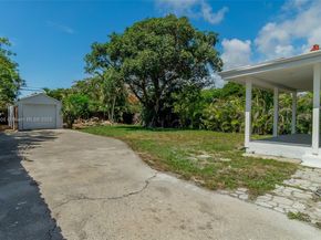 246 NE 13th St, Delray Beach FL 33444