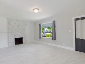 246 NE 13th St, Delray Beach FL 33444