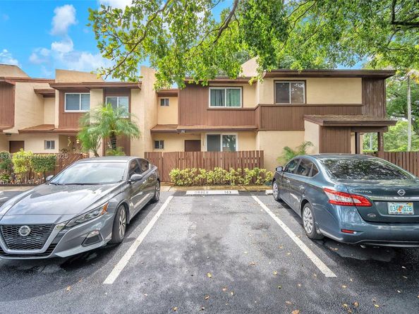 1359 Hampton Blvd, North Lauderdale FL 33068