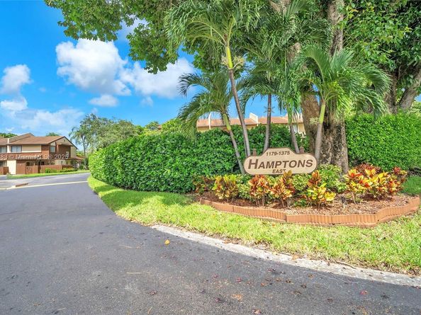 1359 Hampton Blvd, North Lauderdale FL 33068