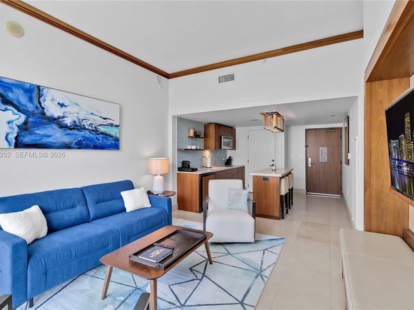 6801 Collins Ave 214, Miami Beach FL 33141