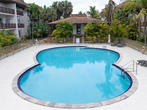 7483 SW 82nd St A308, Miami FL 33143
