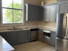 3293 W 98th Pl, Hialeah FL 33018