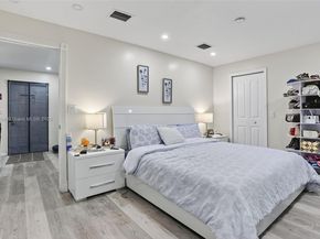 920 SW 30th St, Fort Lauderdale FL 33315