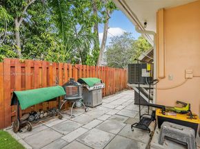 920 SW 30th St, Fort Lauderdale FL 33315