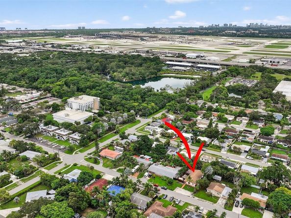 920 SW 30th St, Fort Lauderdale FL 33315