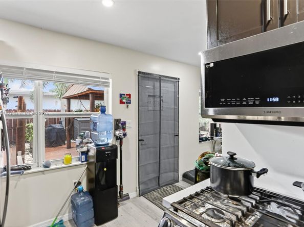 920 SW 30th St, Fort Lauderdale FL 33315