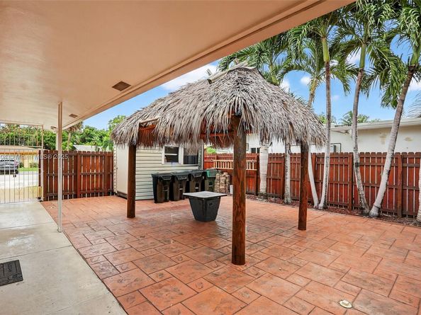 920 SW 30th St, Fort Lauderdale FL 33315