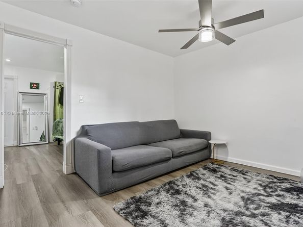 920 SW 30th St, Fort Lauderdale FL 33315