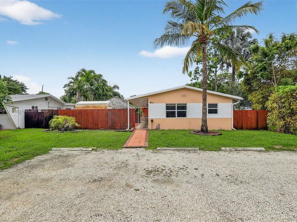 920 SW 30th St, Fort Lauderdale FL 33315