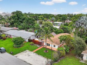 920 SW 30th St, Fort Lauderdale FL 33315