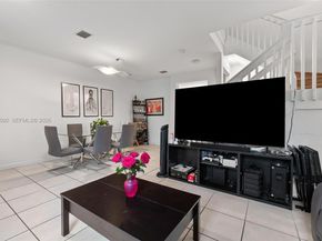 582 NE 207th St, Miami FL 33179