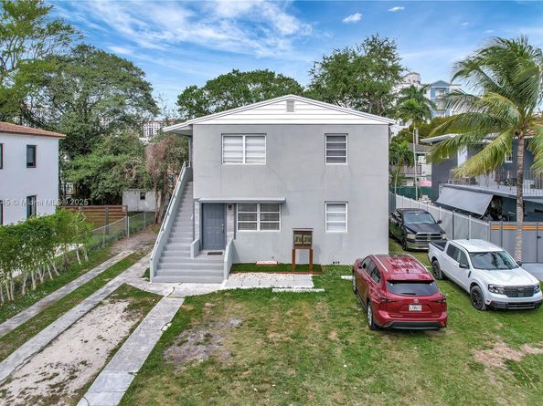 3721 SW 27th Ter, Miami FL 33134