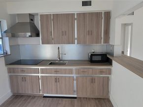 3721 SW 27th Ter, Miami FL 33134