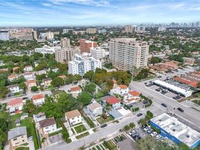 3721 SW 27th Ter, Miami FL 33134