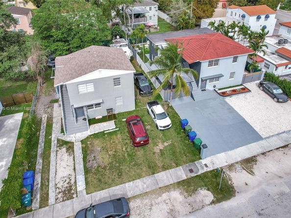 3721 SW 27th Ter, Miami FL 33134