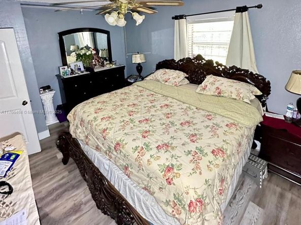 2941 NW 173rd Ter, Miami Gardens FL 33056