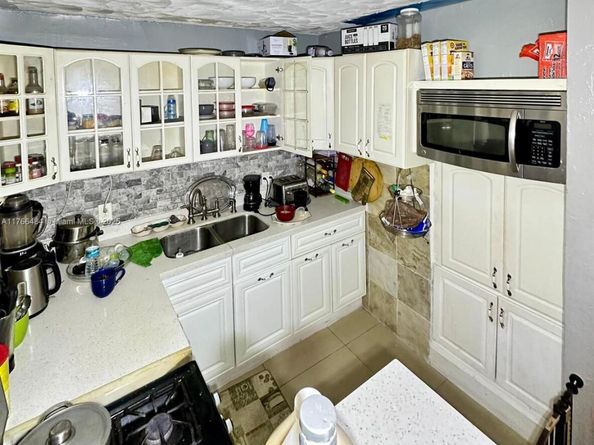 2941 NW 173rd Ter, Miami Gardens FL 33056