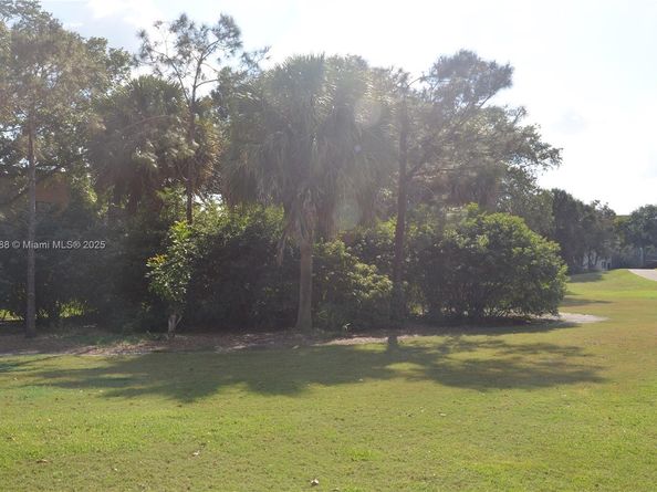 8851 N New River Canal Rd 18E, Plantation FL 33324