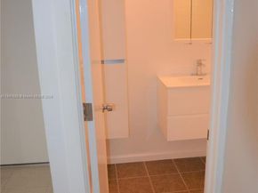 8851 N New River Canal Rd 18E, Plantation FL 33324