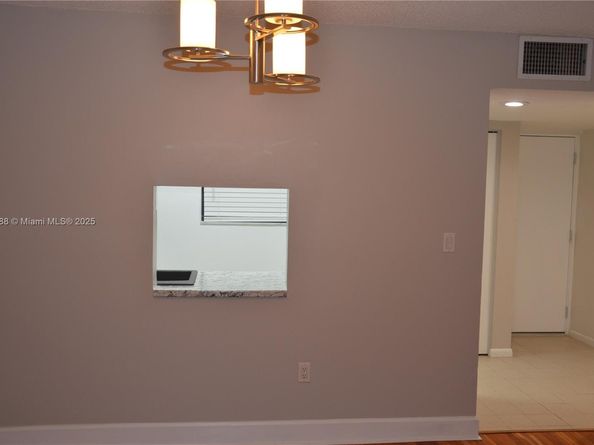 8851 N New River Canal Rd 18E, Plantation FL 33324