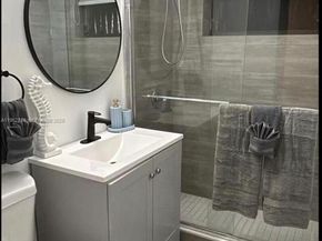 7120 SW 21st St, Miami FL 33155