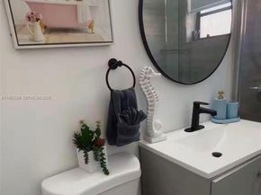 7120 SW 21st St, Miami FL 33155