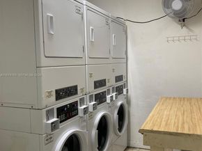 1530 SW 2nd St 103, Miami FL 33135