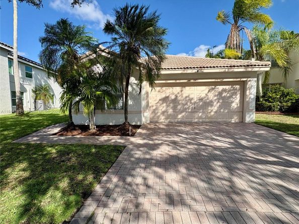 2091 SW 157th Ave, Miramar FL 33027